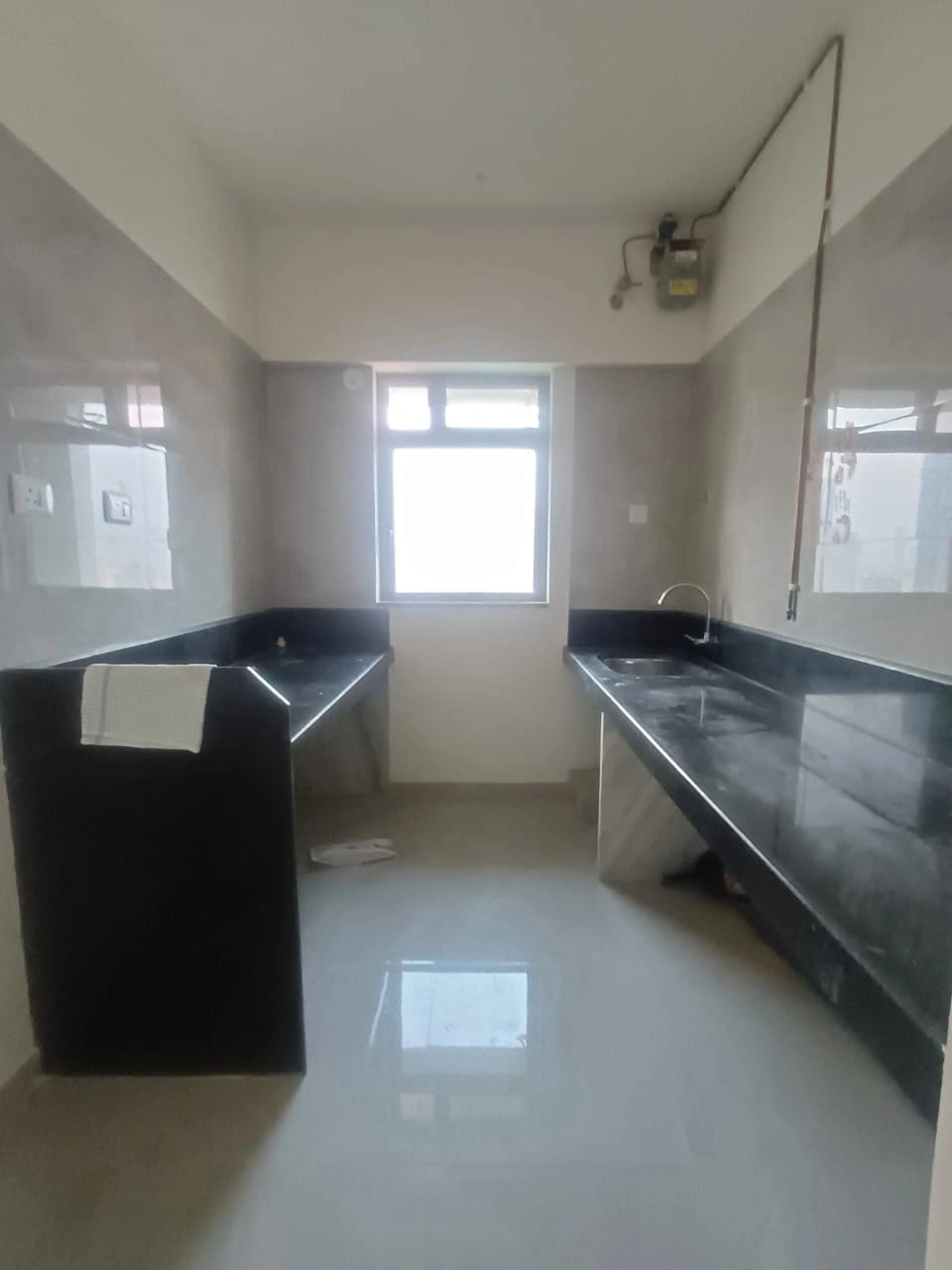 1 BHK Flat for Rent in Sheth irene, Malad West